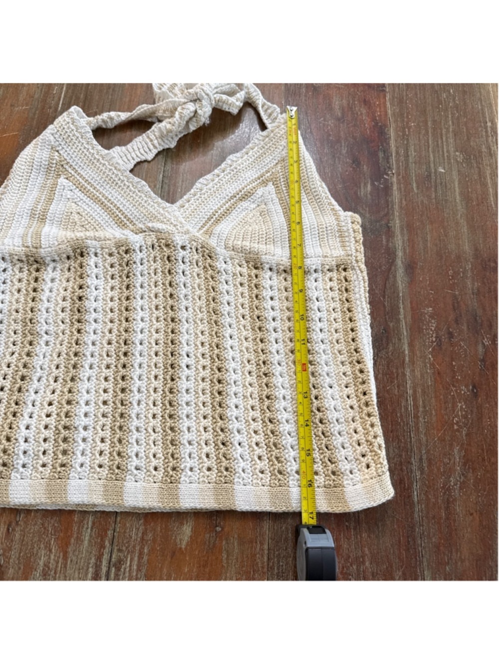 Kimchi Blue Crochet Halter Top Ivory Tan Large - Picture 7 of 8